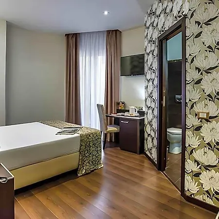 Hotel Catone District 3*
